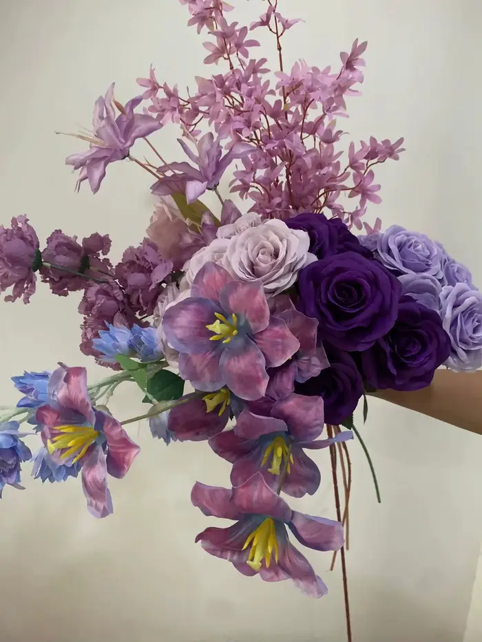 Décor de mariage Rose violet fleur artificielle pivoine orchidée rangée guide routier