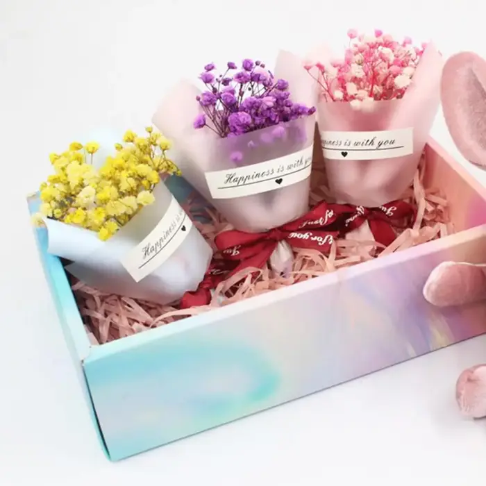 Bouquet de fleurs séchées artificielles colorées