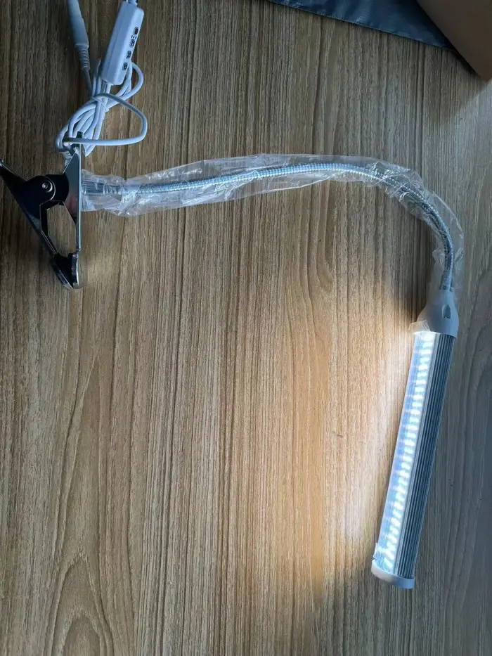 Lampe de culture pour plantes à intensité variable, avec éclairage intégré, lumière jaune, lumière b
