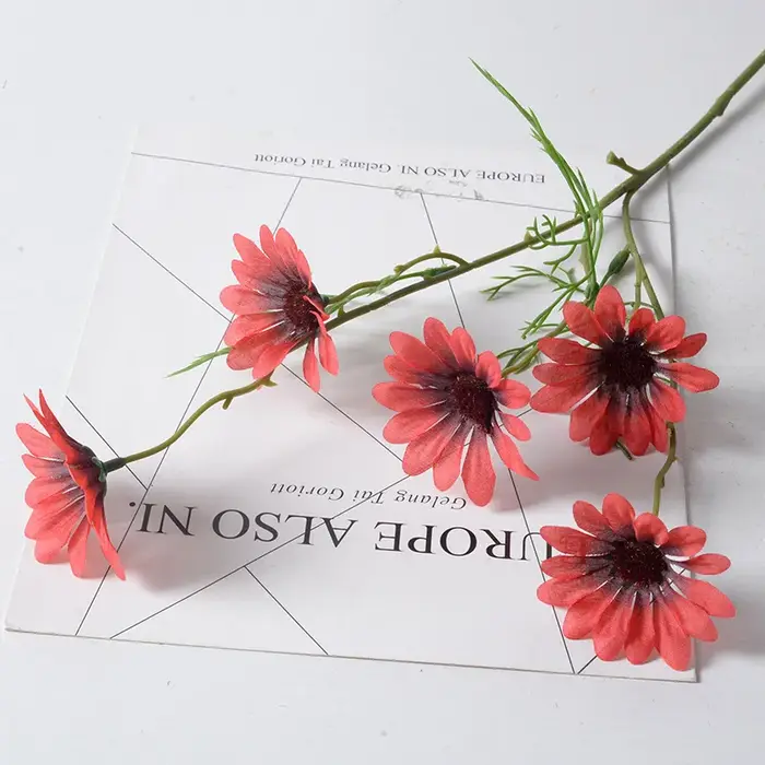 Fleurs artificielles pour la décoration