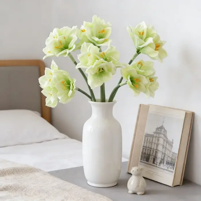 Clivia Amaryllis artificielle à tige unique de 22 pouces pour la décoration florale de la maison, des mariages, de la Saint-Valentin, l'arrangement et l'accentuation