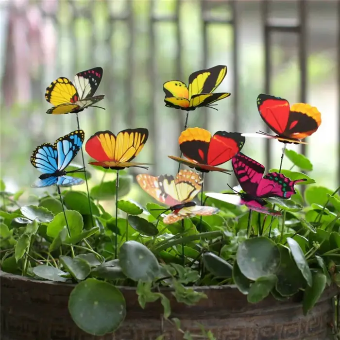 Bouquet de papillons, jardinière de jardin