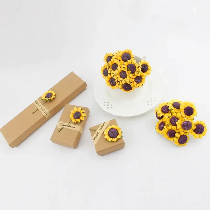 Fleurs de tournesol artificielles