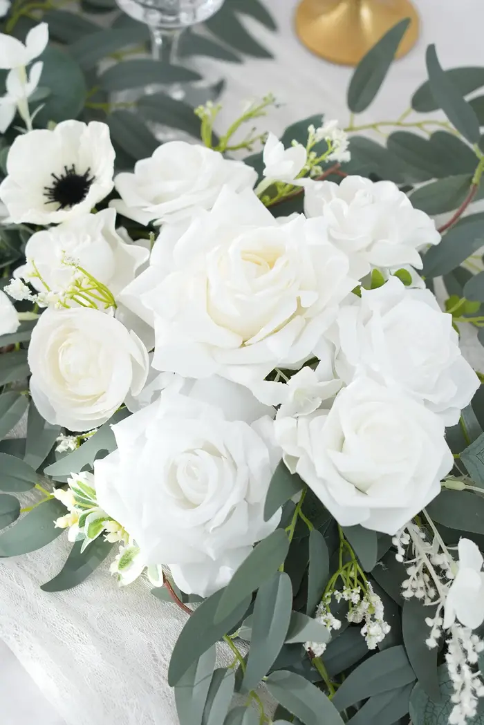 Guirlandes de fleurs en fausse soie