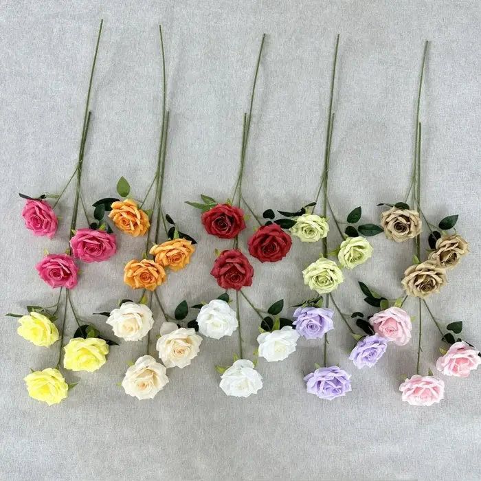 Fleur de rose diamant en soie pour table