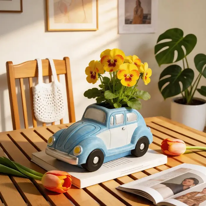 Pot de fleurs en céramique rétro en forme de voiture Beetle