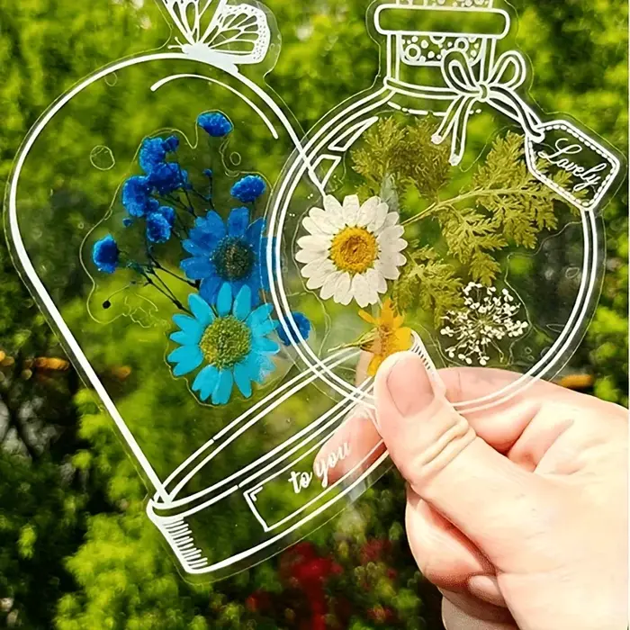 Marque-pages transparents à fleurs séchées
