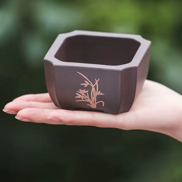 Pot de fleurs créatif en plastique imitation argile violette