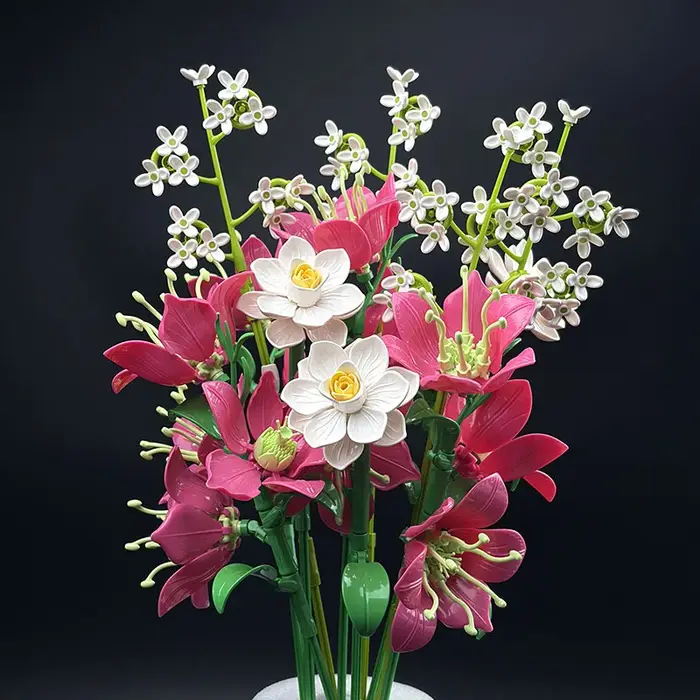 Bouquet de fleurs artificielles violets en blocs de construction