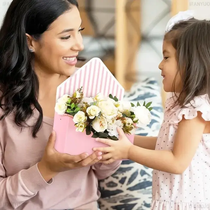 Boîte Cadeau Bouquet de Fleurs Romantique avec Enveloppe Florale