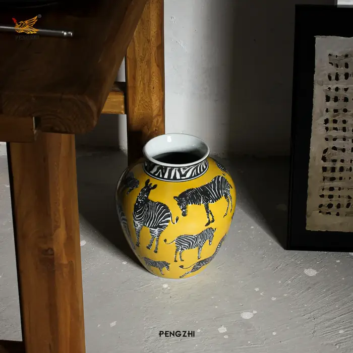 Vase en céramique motif zèbre