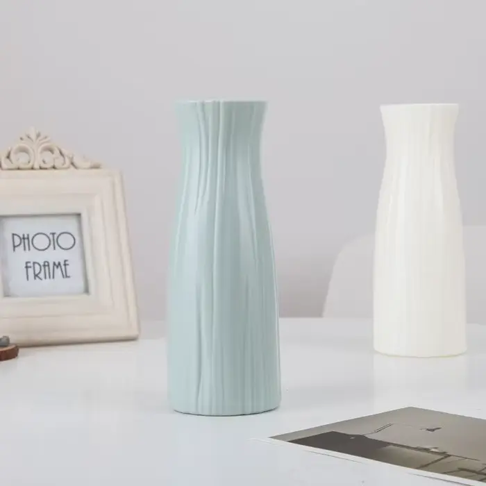 Vase en plastique pour fleurs séchées avec pot