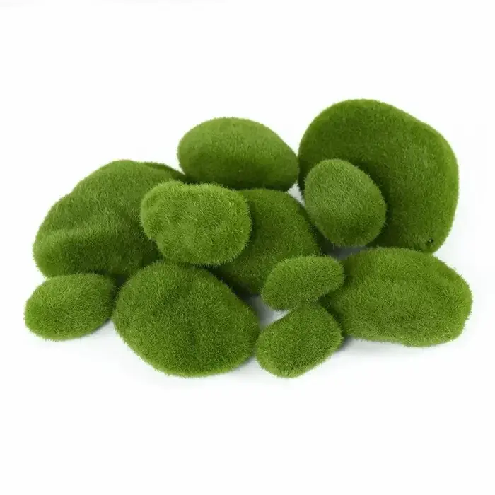 Mousse artificielle, décoration végétale