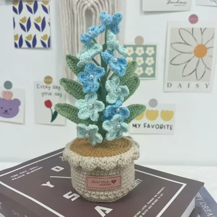 Fleurs en laine au crochet faites à la main