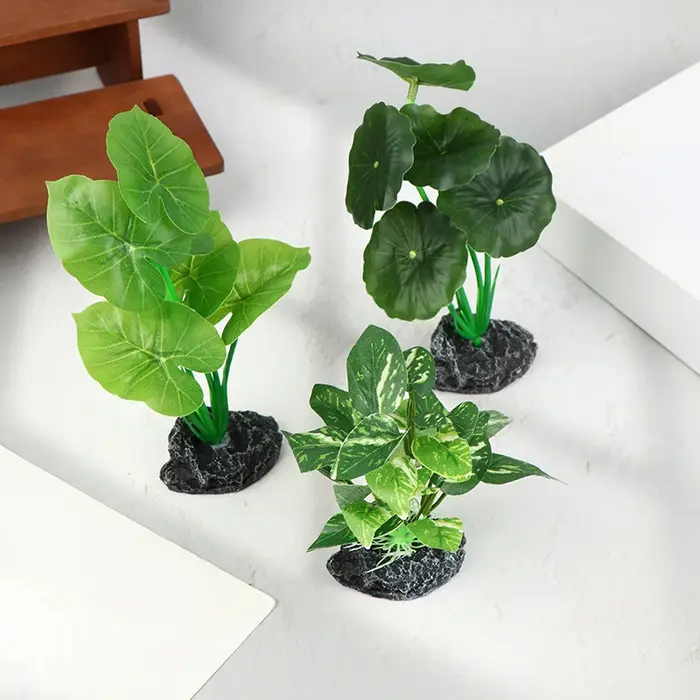 Plante d'aquarium artificielle