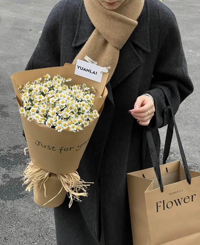 Lot de 6/12/24 fleurs de marguerites artificielles