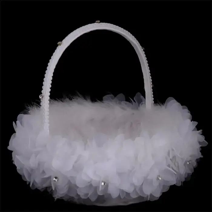 Panier de fleurs en dentelle pour fille