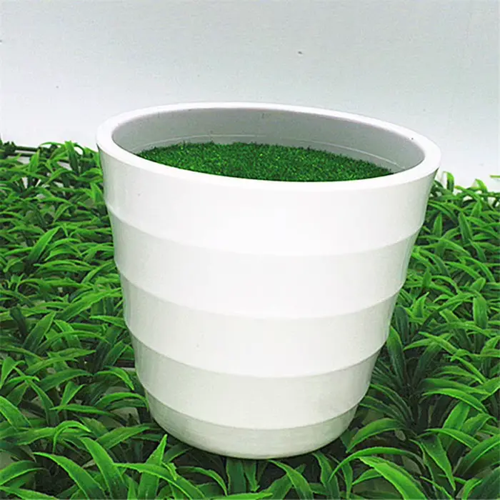 Pot de plantes artificielles