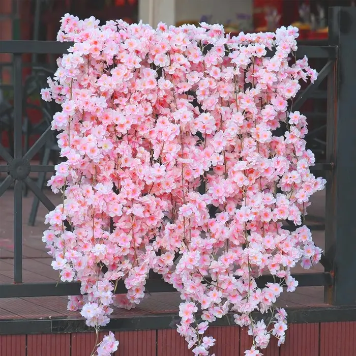 Vigne de fleurs de Sakura artificielles