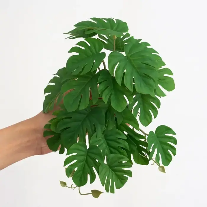 23 feuilles de plantes vertes artificielles