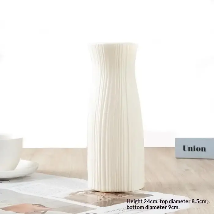 Vase en plastique pour fleurs séchées avec pot
