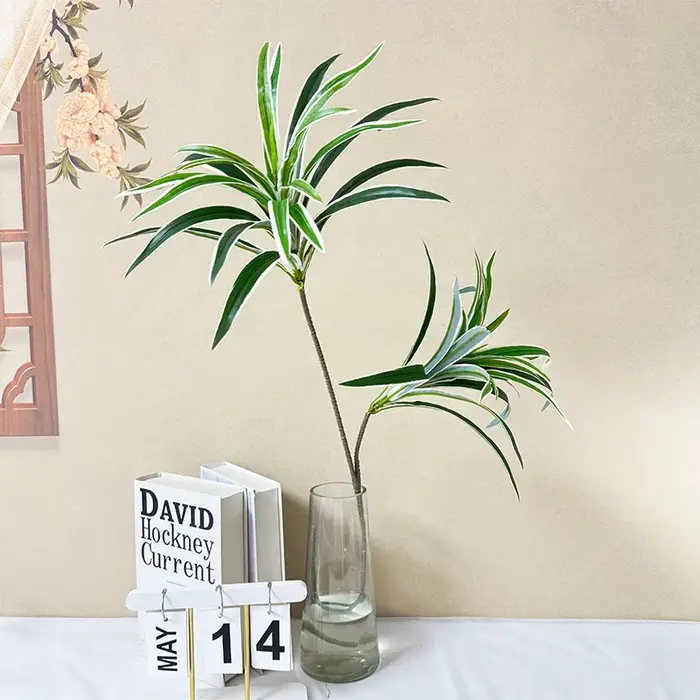 Branche de sang de Dragon artificielle à 2 fourchues
