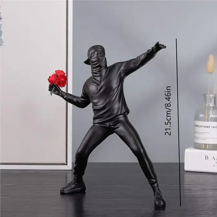 Banksy lance des fleurs, ornements, œuvres d'art abstraites, sculptures, figurines, décorations pour salons, bureaux, décoration intérieure, produit artisanal