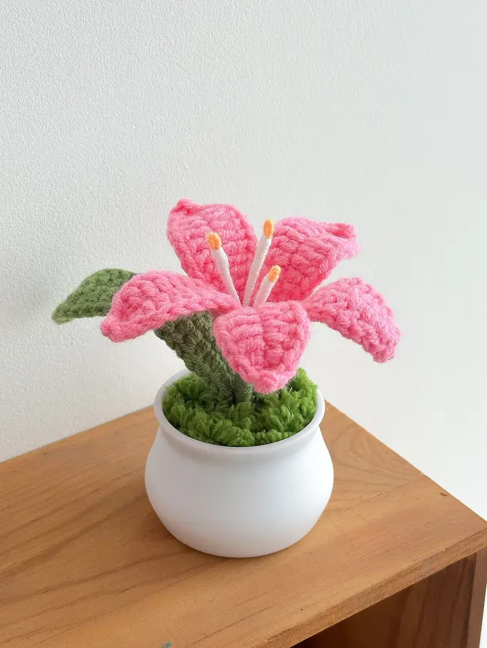Mini fleurs artificielles tricotées créatives en pot