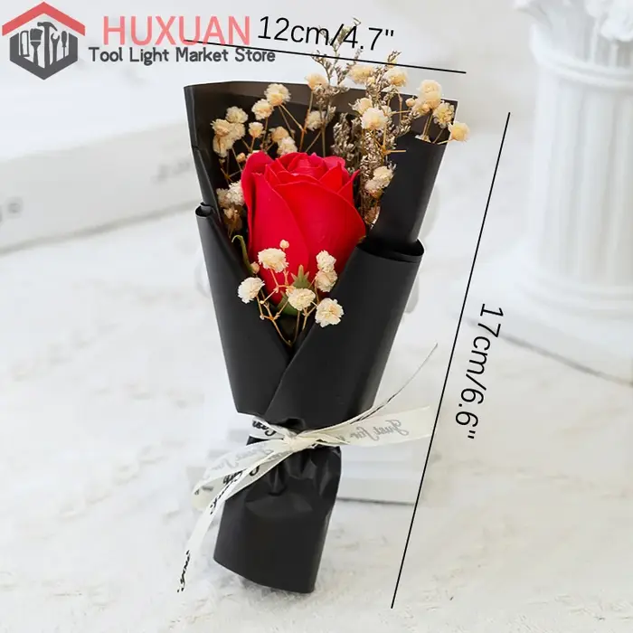Mini petit bouquet de fleurs séchées