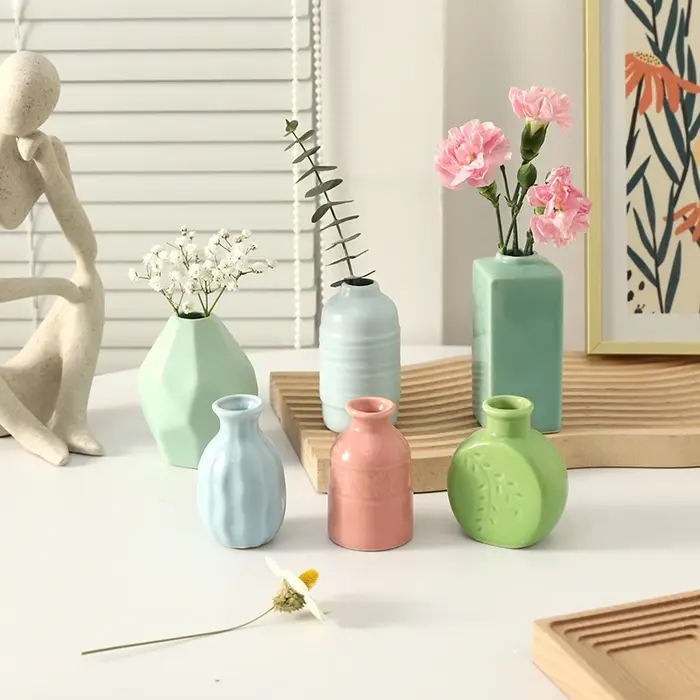 Mini vase à fleurs en céramique