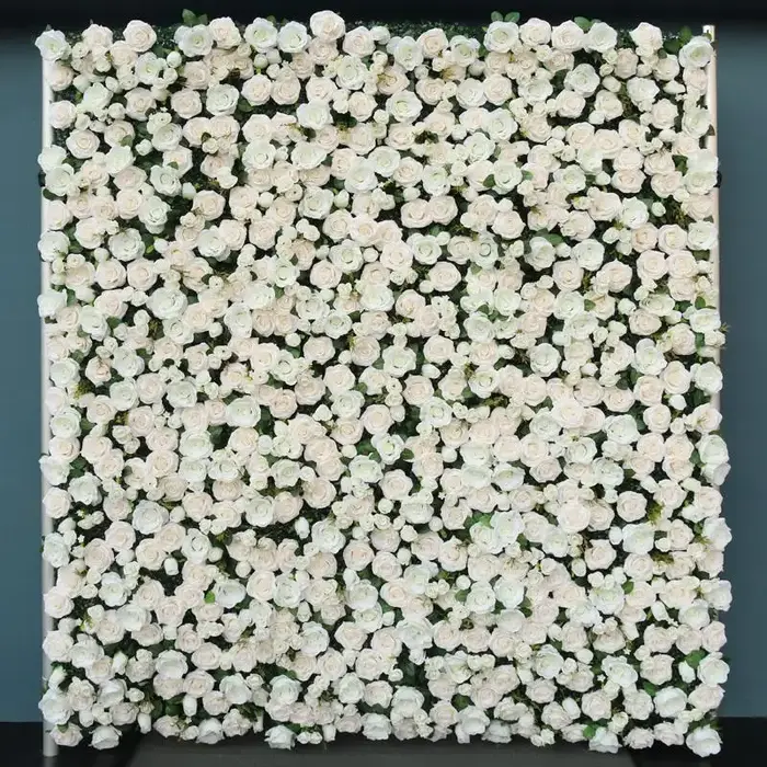 Mur de fleurs artificielles en tissu blanc enroulable