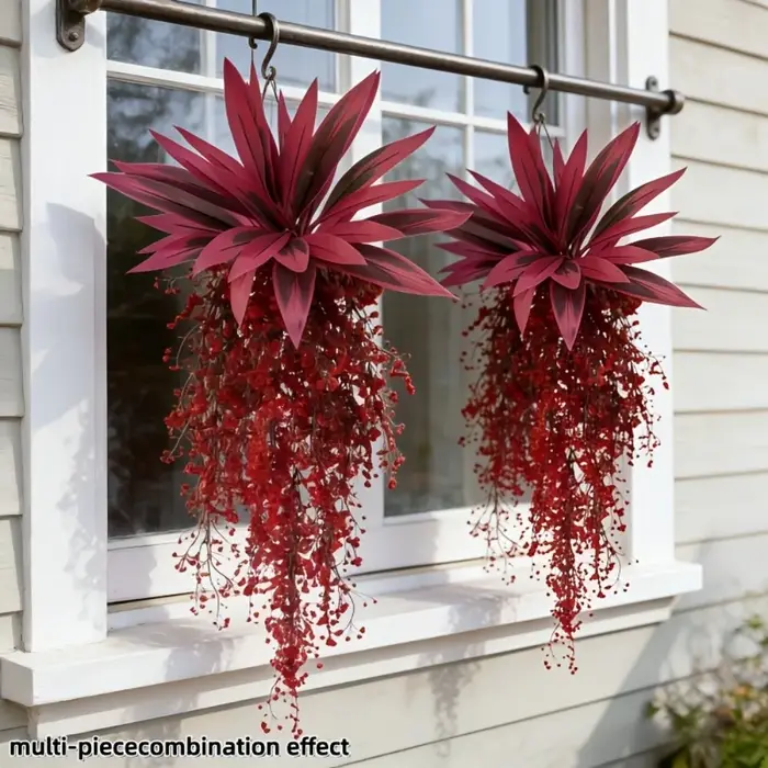 Plantes artificielles violettes et rouges