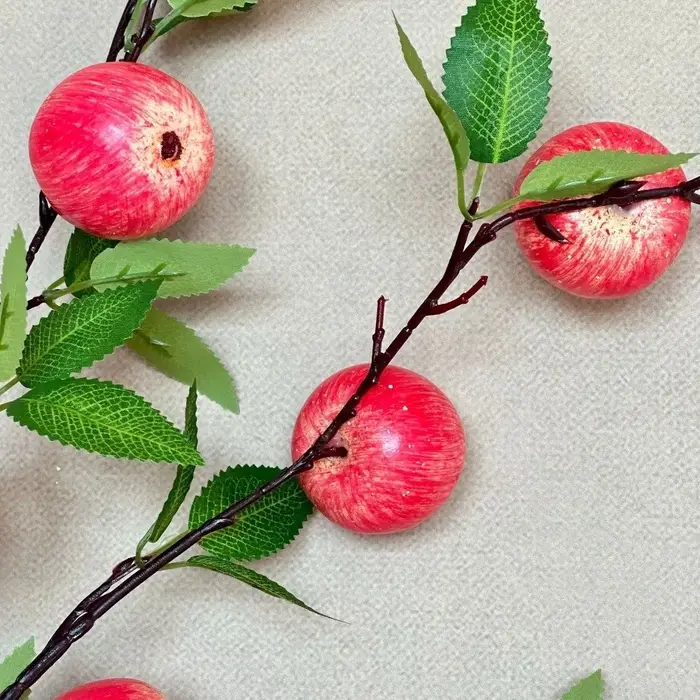 Branches de fruits artificiels réalistes