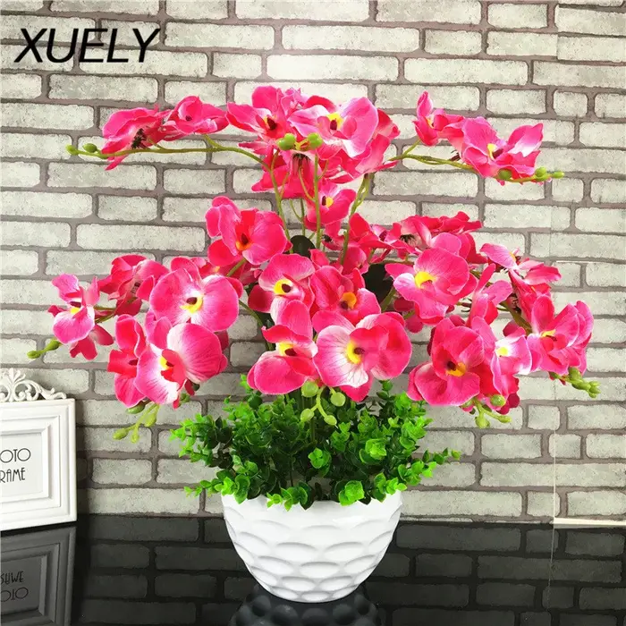 Plante à tête de fleur artificielle