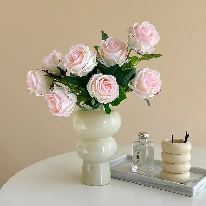 Fleurs artificielles au toucher réel