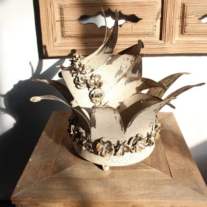 Pot de fleur couronne en fer