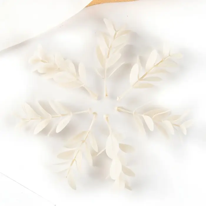 Feuilles d'olivier imulées