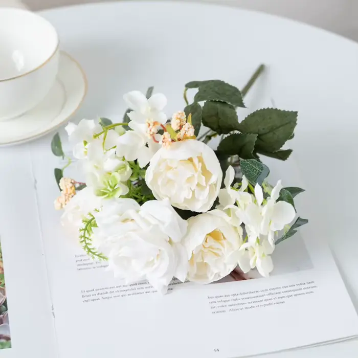 Pas cher En Soie Hortensia Printemps Jardin De Mariage Roses Bouquet De Mariée Festival Décoration V
