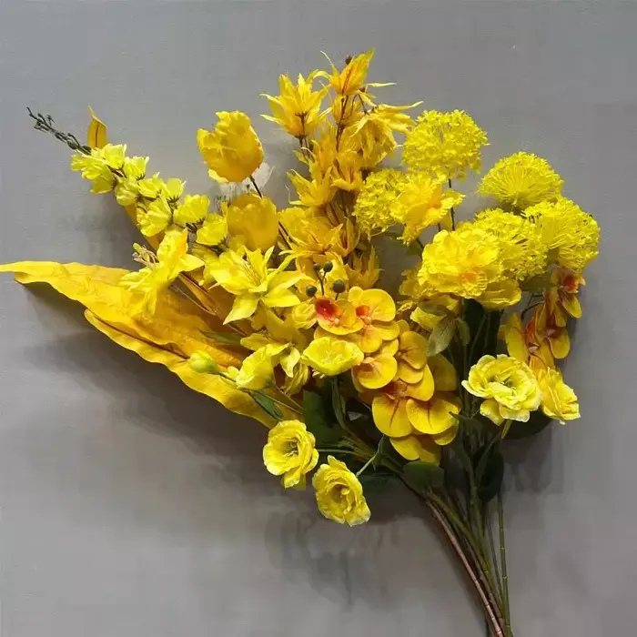 Plantes de fleurs artificielles série jaune