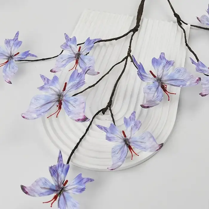Branches de fleurs artificielles en forme de papillon