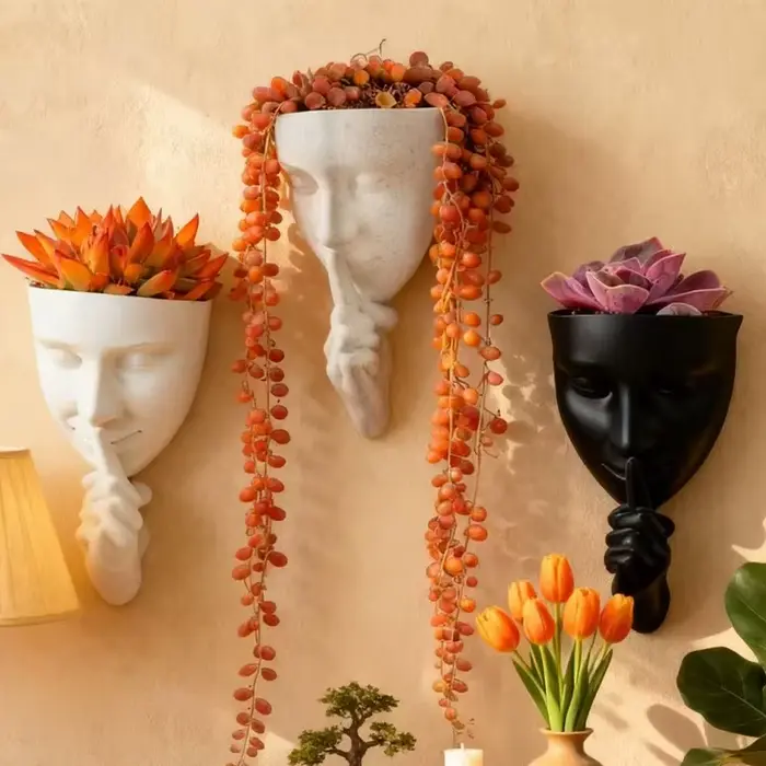 Pot de fleurs mural artistique en forme de visage