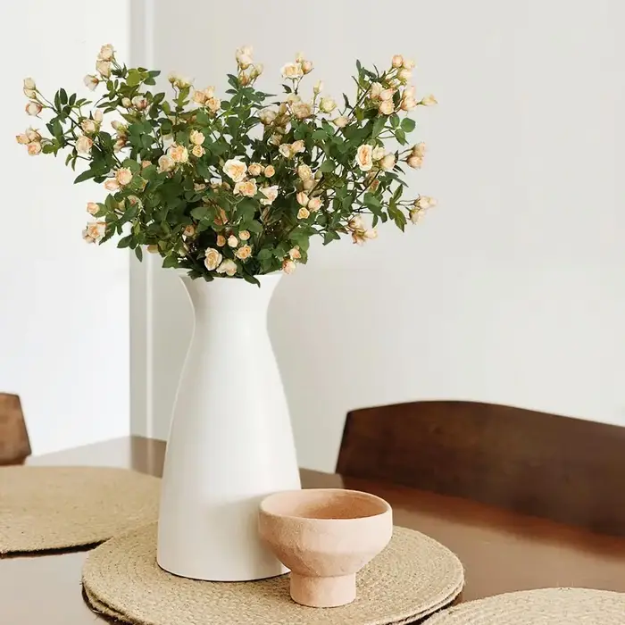 Fleurs artificielles de camélia et de marguerite pour bouquet de mariée