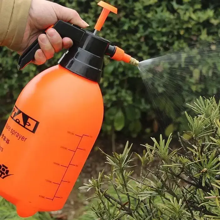 Pulvérisateur à main pour jardin
