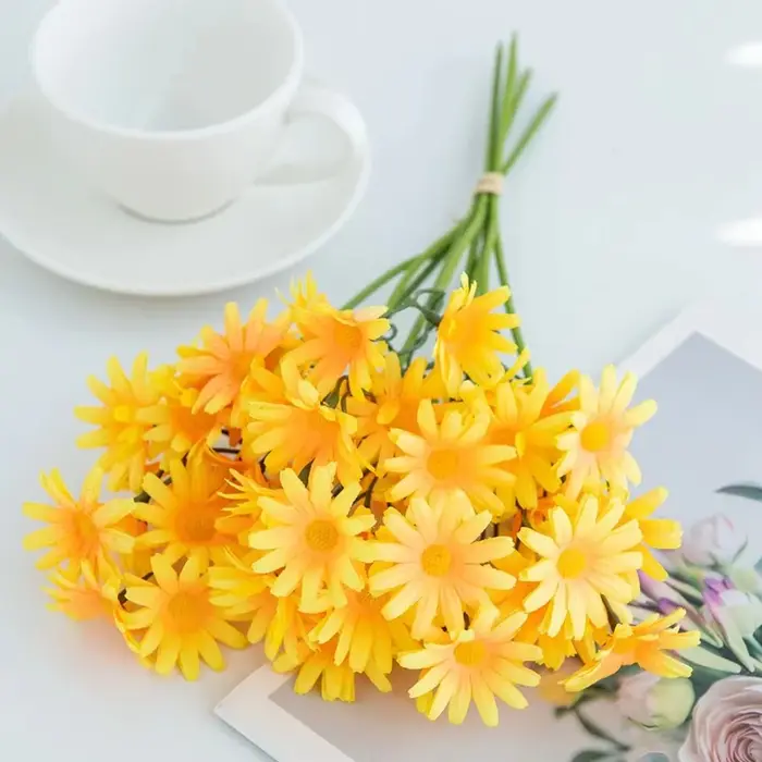 Soie Fleurs Artificielles Bulbous Chrysanthème Bulle Herbe En Plein Air De Mariage Couronnes De Mariée Bouque Maison Bricolage Ventes Chaudes Décoration