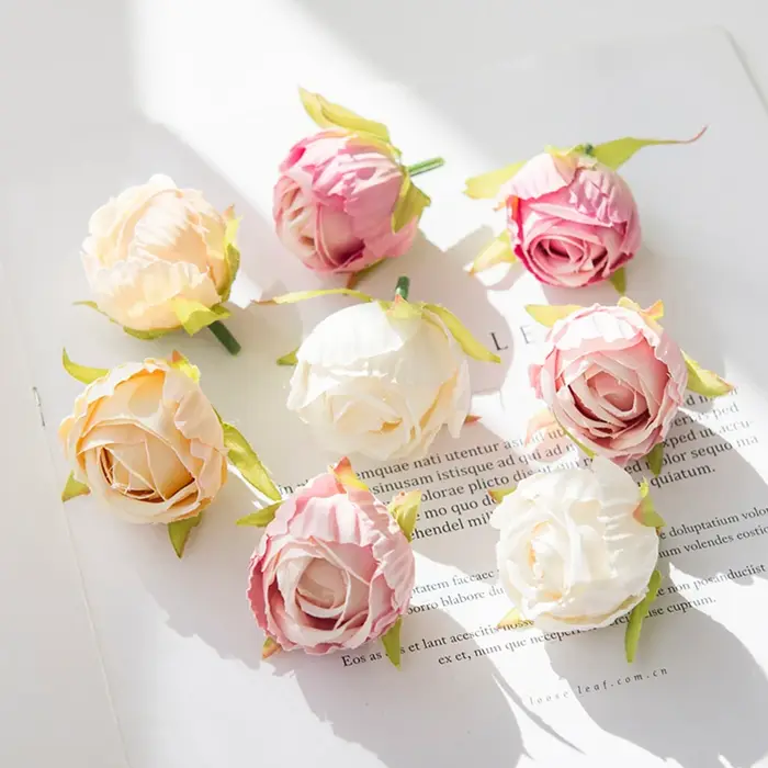 Pas cher fleur artificielle soie bourgeons de thé Rose pour couronnes de mariage bouquet noël maison décorative bricolage Scrapbooking cadeaux offre spéciale