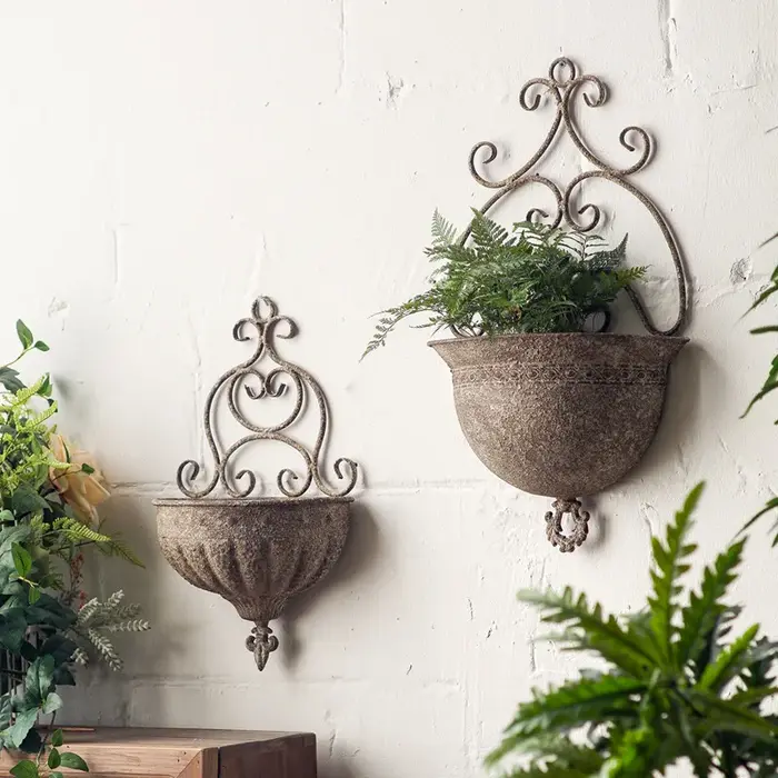 Jardinière de fleurs murale en fer Vintage