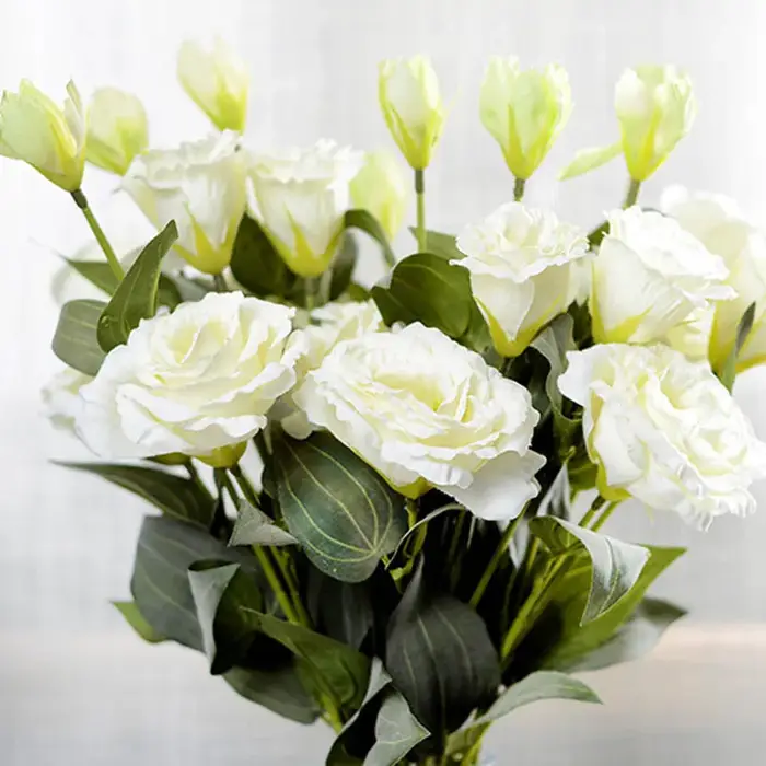 Fleur artificielle Eustoma du Trigeminal