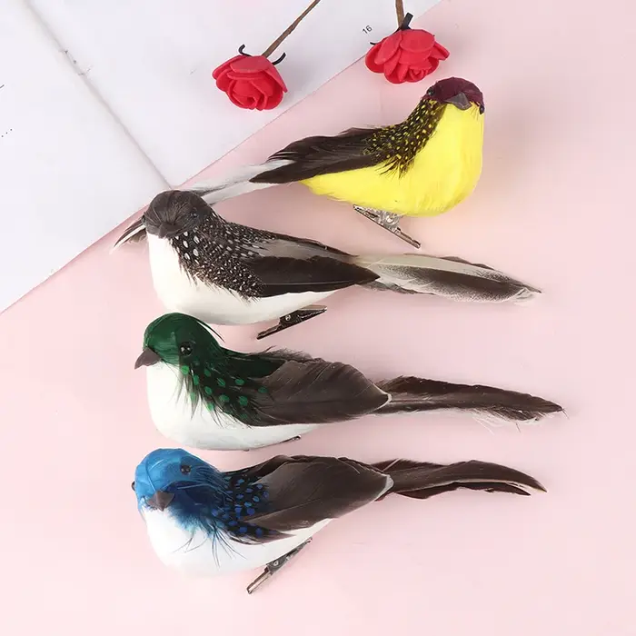 Mini colombes artificielles en plumes et mousse pour décoration de mariage