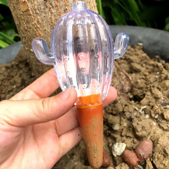 4 Piques d'arrosage automatique pour plantes de jardin