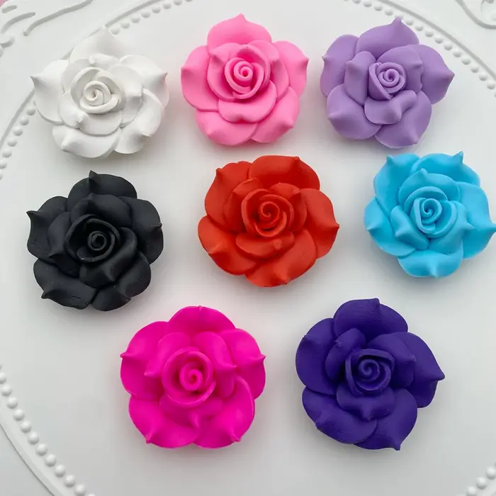Grande fleur en argile pour l'artisanat